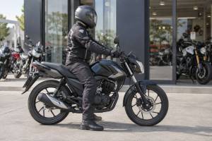 Moto para hacer recados: cómo comprobar si encaja con tus paradas